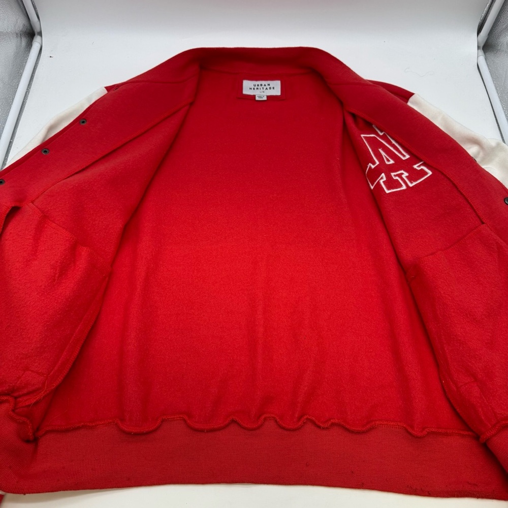 Urban Heritage LA Varsity Jacket Red White Snap Button Men’s L Large - Picture 5 of 7